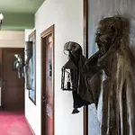 Kasztel Hotel 3*