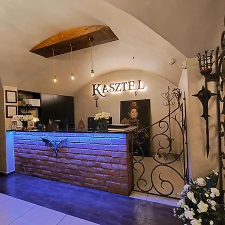 Готель Kasztel Rzezawa