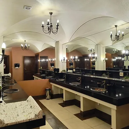 Kasztel Hotel