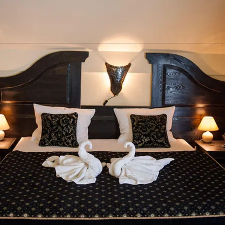 Hotel Kasztel Rzezawa