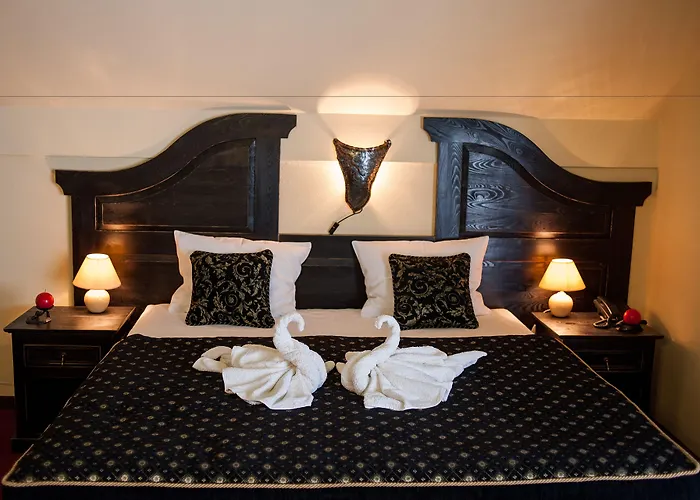 Hotel Kasztel Rzezawa